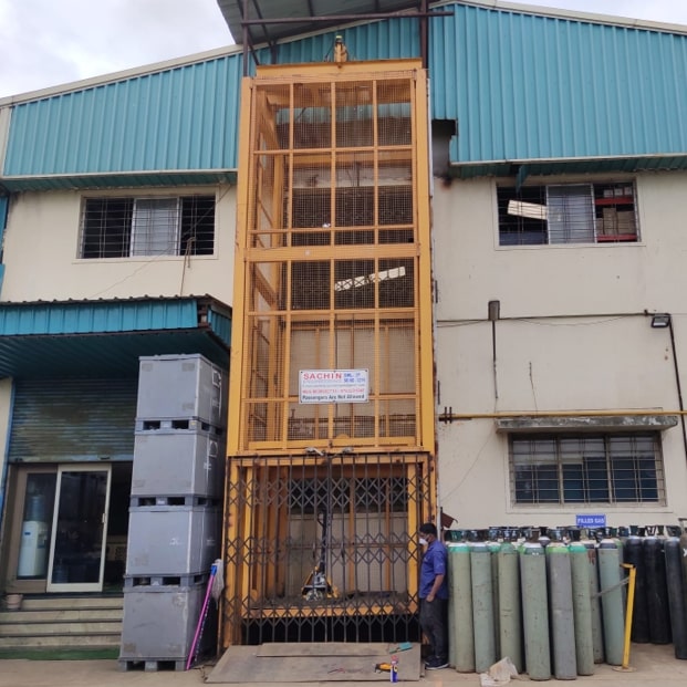 Goods Lift Manufacturer in Pune